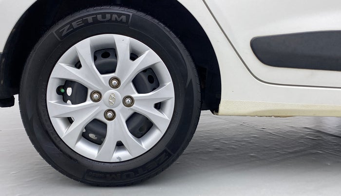 2014 Hyundai Grand i10 MAGNA 1.2 KAPPA VTVT, Petrol, Manual, 61,693 km, Right Rear Wheel