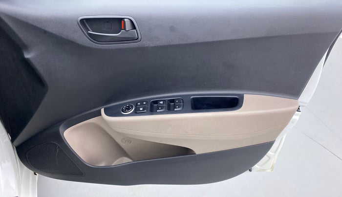 2014 Hyundai Grand i10 MAGNA 1.2 KAPPA VTVT, Petrol, Manual, 61,693 km, Driver Side Door Panels Control