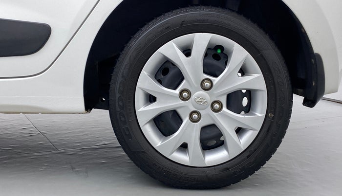 2014 Hyundai Grand i10 MAGNA 1.2 KAPPA VTVT, Petrol, Manual, 61,693 km, Left Rear Wheel