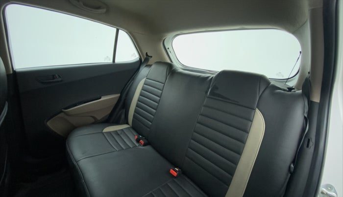 2014 Hyundai Grand i10 MAGNA 1.2 KAPPA VTVT, Petrol, Manual, 61,693 km, Right Side Rear Door Cabin