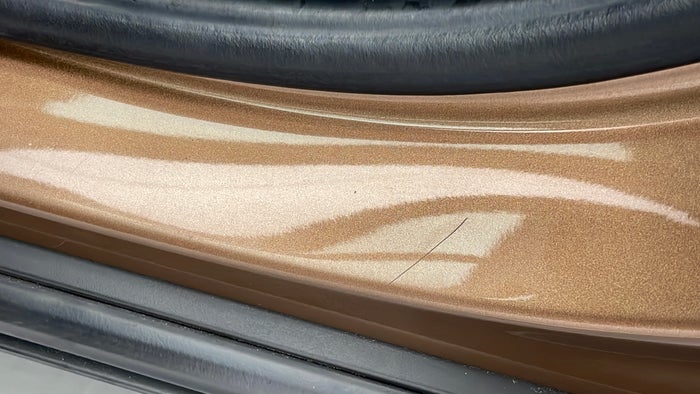 Opel Mokka-Running Board LHS  Scratch