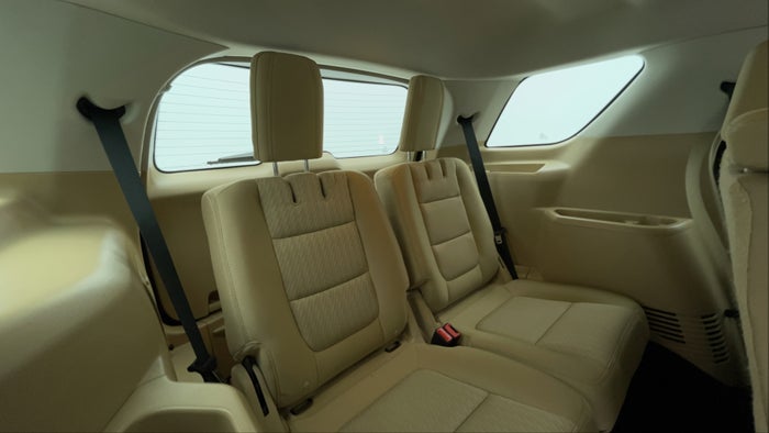 FORD EXPLORER-Third Seat Row