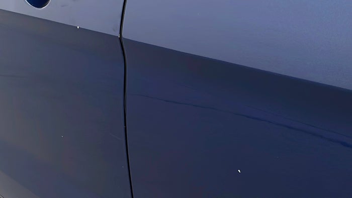 FORD EXPLORER-Door Exterior LHS Rear Scratch