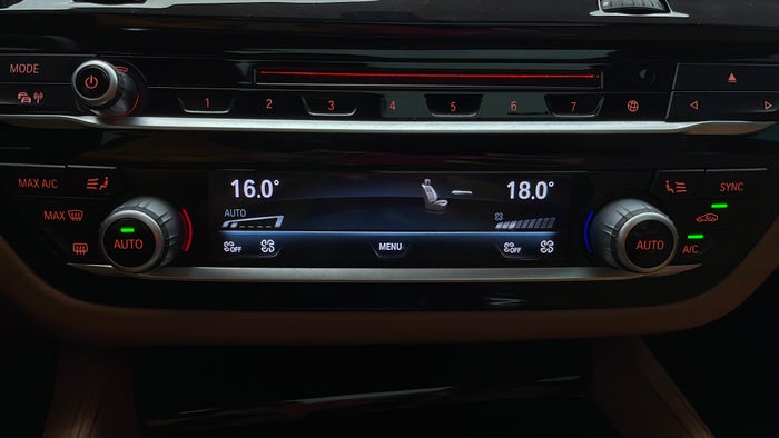 BMW 540I-Automatic Climate Control