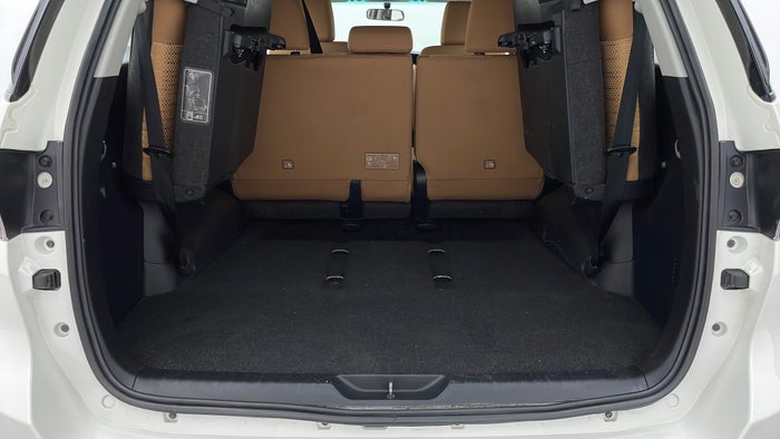 TOYOTA FORTUNER-Boot Inside View