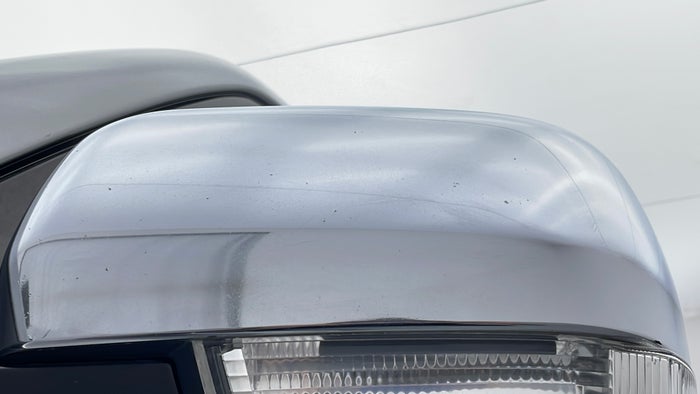 MITSUBISHI PAJERO-ORVM LHS Scratch