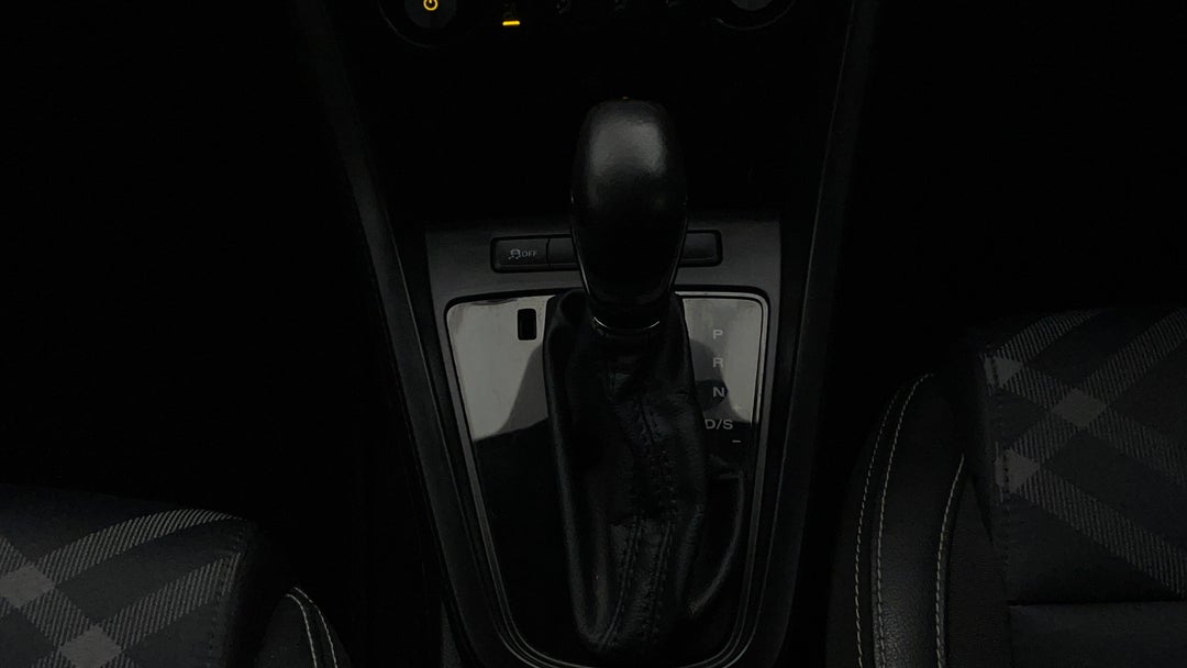 2021 MG Mg3 Auto Excite (with Navigation), Automatic, 34361 km, Gear Lever 