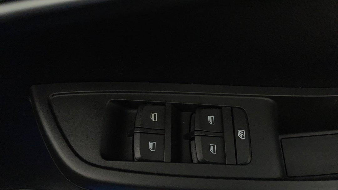 2021 MG Mg3 Auto Excite (with Navigation), Automatic, 34361 km, Drivers Side Door Panel Controls