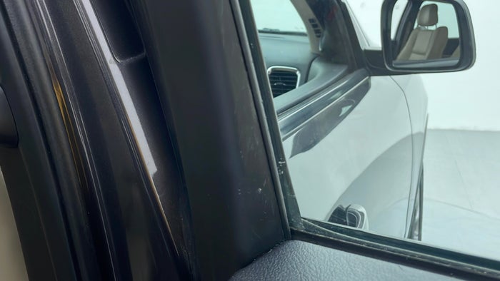 DODGE DURANGO-Door Interior RHS rear Scratch