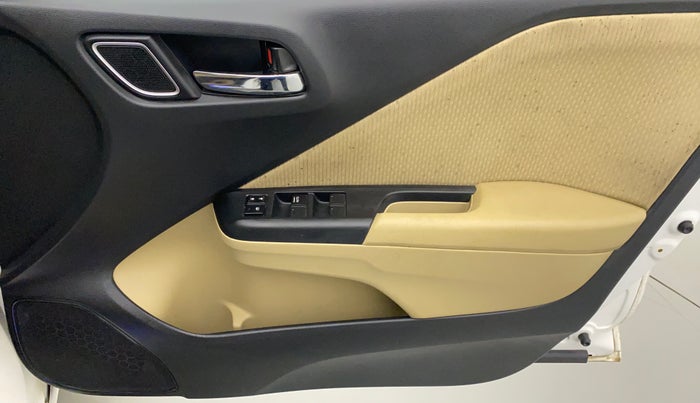 2019 Honda City 1.5L I-VTEC V MT, Petrol, Manual, 28,059 km, Driver Side Door Panels Control