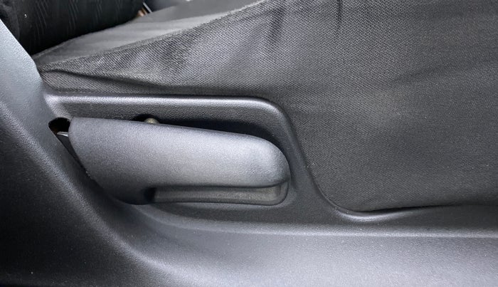 2014 Maruti Swift VDI, Diesel, Manual, 1,61,458 km, Driver Side Adjustment Panel