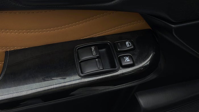 NISSAN PATROL-Door Interior LHS front Scratch