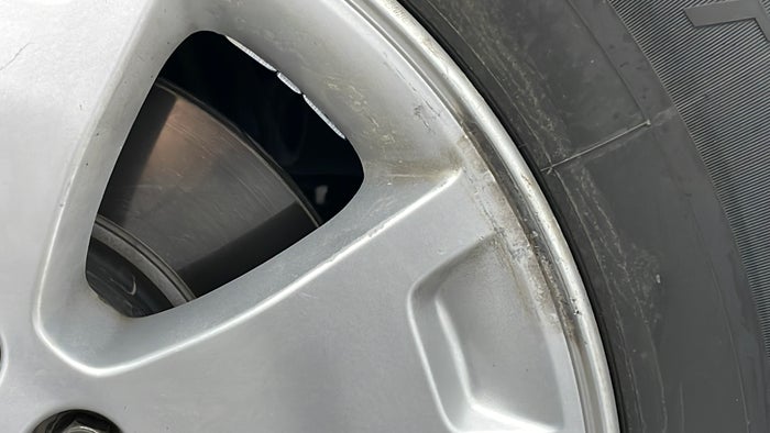 KIA MOHAVE-Alloy Wheel RHS Front Stained