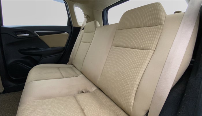 2018 Honda Jazz 1.5 V I DTEC, Diesel, Manual, 48,926 km, Right Side Rear Door Cabin
