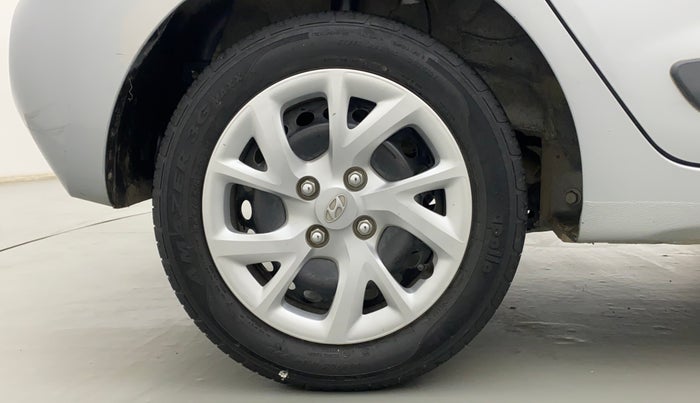 2018 Hyundai Grand i10 MAGNA 1.2 KAPPA VTVT, Petrol, Manual, 37,365 km, Right Rear Wheel