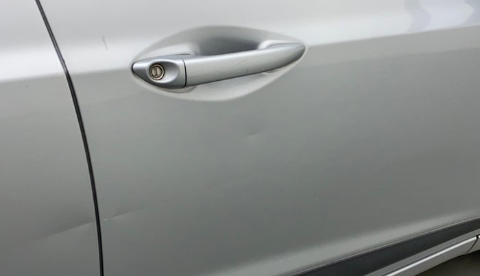 2018 Hyundai Grand i10 MAGNA 1.2 KAPPA VTVT, Petrol, Manual, 37,365 km, Driver-side door - Slightly dented