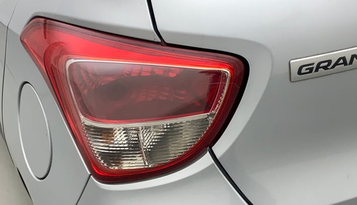 2018 Hyundai Grand i10 MAGNA 1.2 KAPPA VTVT, Petrol, Manual, 37,365 km, Left tail light - Minor scratches