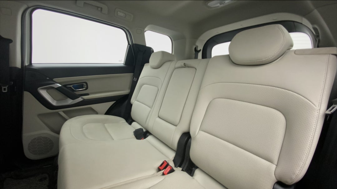 Right Side Rear Door Cabin