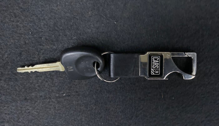 2014 Hyundai Eon ERA PLUS, Petrol, Manual, 46,403 km, Key Close Up