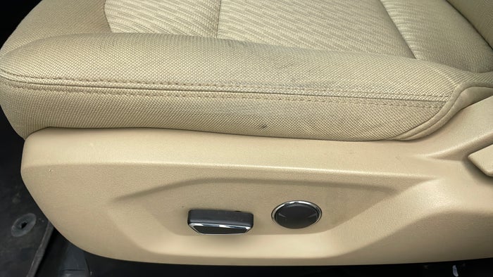 FORD EXPLORER-Driver Side Adjustment Panel