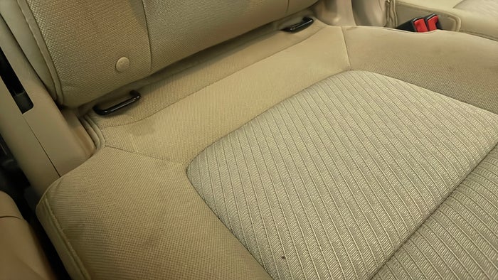 FORD EXPLORER-Seat 3rd row RHS Stain