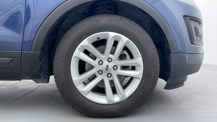 FORD EXPLORER-Right Front Tyre