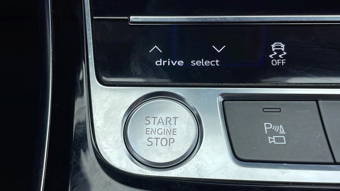 AUDI A8-Key-less Button Start