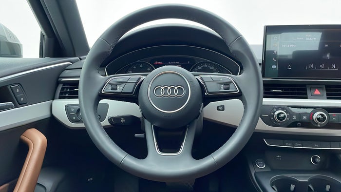 AUDI A4-Steering Wheel Close-up