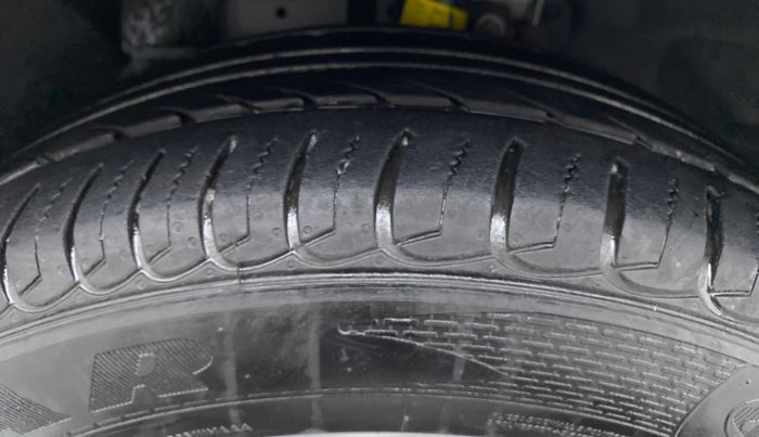 2019 Ford Ecosport 1.5TITANIUM TDCI, Diesel, Manual, 29,848 km, Left Front Tyre Tread