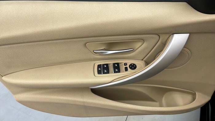 BMW 318I-Driver Side Door Panels Controls