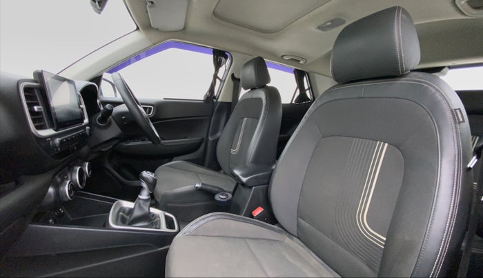 2019 Hyundai VENUE SX(O) CRDi, Diesel, Manual, 35,923 km, Right Side Front Door Cabin