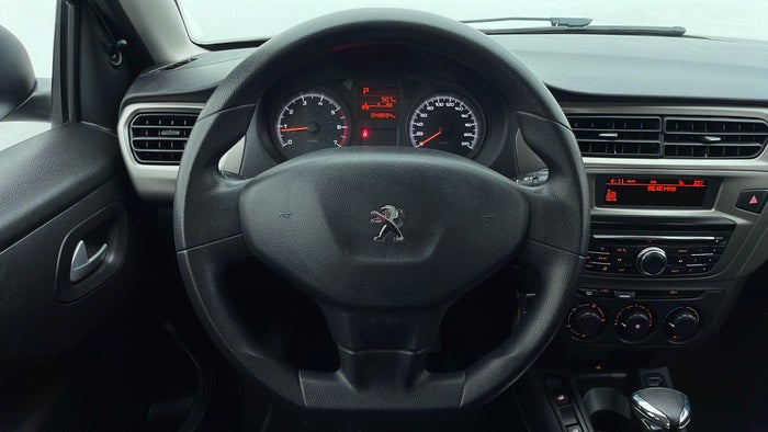 PEUGEOT 301-Steering Wheel Close-up