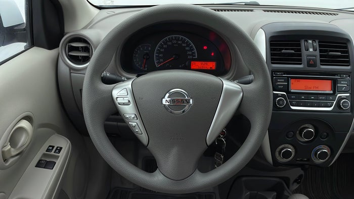 NISSAN SUNNY-Steering Wheel Close-up