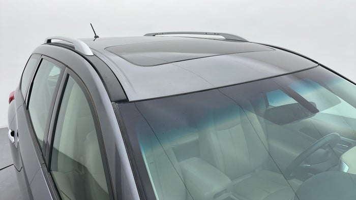 NISSAN PATHFINDER-Roof/Sunroof View
