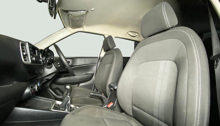 2019 Hyundai VENUE S MT 1.2 KAPPA, Petrol, Manual, 47,444 km, Right Side Front Door Cabin