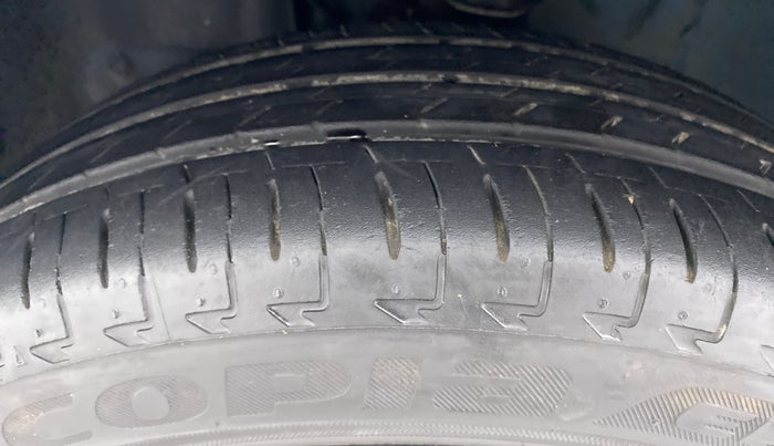 2018 Maruti IGNIS DELTA 1.2 K12, Petrol, Manual, 14,427 km, Left Front Tyre Tread