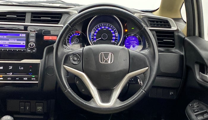 2015 Honda Jazz 1.2 V MT, Petrol, Manual, 33,014 km, Steering Wheel Close Up