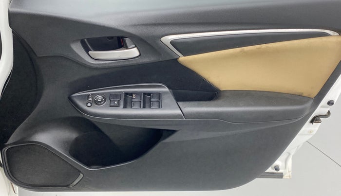 2015 Honda Jazz 1.2 V MT, Petrol, Manual, 33,014 km, Driver Side Door Panels Control