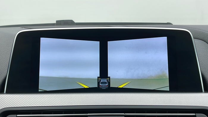 BMW 6 SERIES-Parking Camera (Side View)