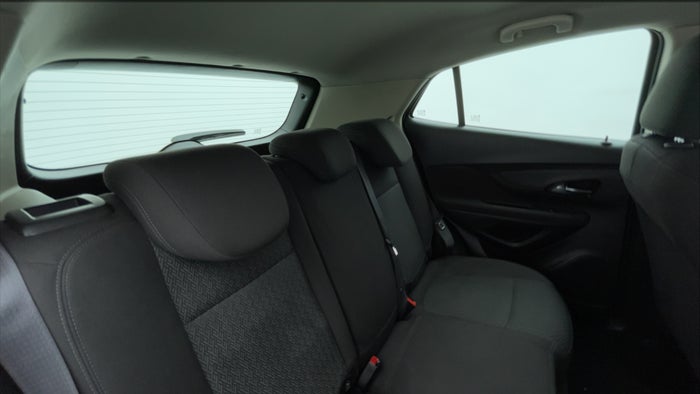 Opel Mokka-Right Side Door Cabin View