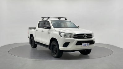 2016 Toyota Hilux Sr (4x4) Automatic, 90k km Diesel Car