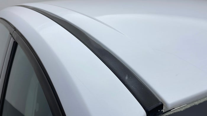 FORD ESCAPE-Roof Rail RHS Scratch