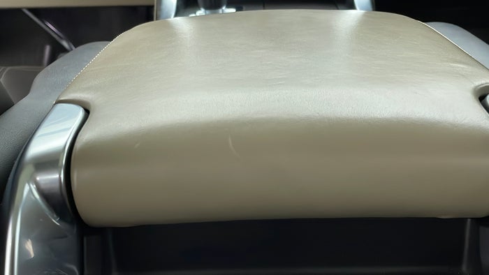 Land Rover Range Rover Sport-Centre Console Cover Scratch