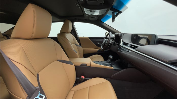 LEXUS ES350-Right Side Front Door Cabin View