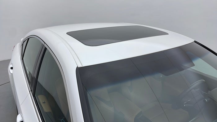 LEXUS ES350-Roof/Sunroof View