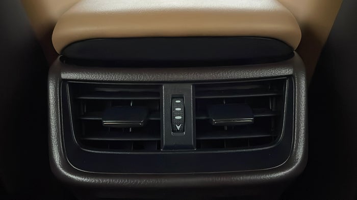 LEXUS ES350-Rear AC Vents