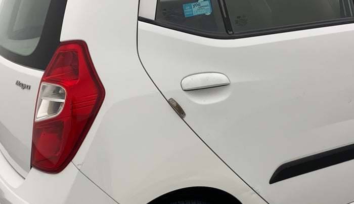 2014 Hyundai i10 MAGNA 1.1, CNG, Manual, 76,822 km, Right quarter panel - Paint has minor damage