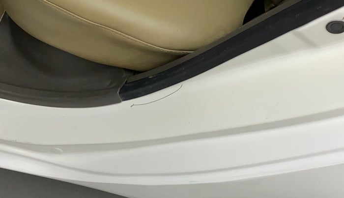 2014 Hyundai i10 MAGNA 1.1, CNG, Manual, 76,822 km, Left C pillar - Minor scratches