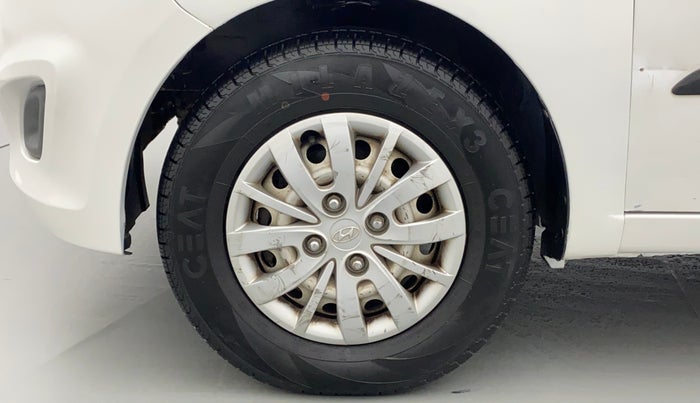 2014 Hyundai i10 MAGNA 1.1, CNG, Manual, 76,822 km, Left Front Wheel