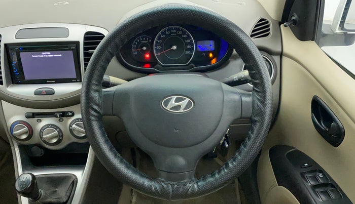 2014 Hyundai i10 MAGNA 1.1, CNG, Manual, 76,822 km, Steering Wheel Close Up
